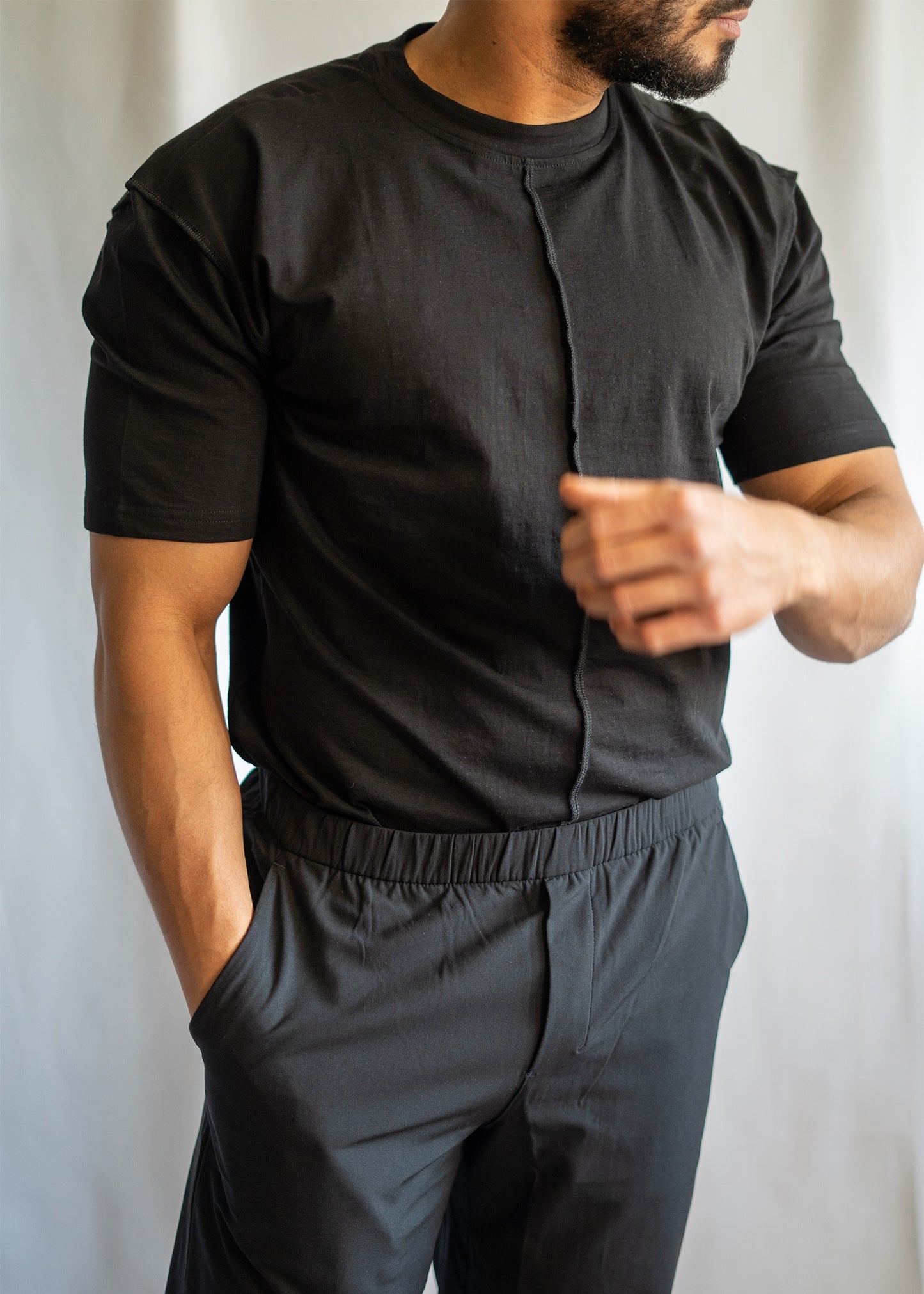 Timeless T - Black