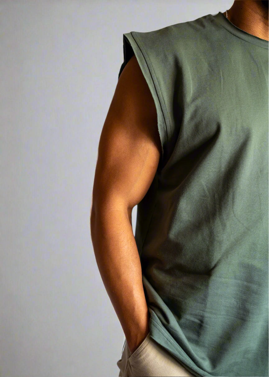 CUTOFF TEE
