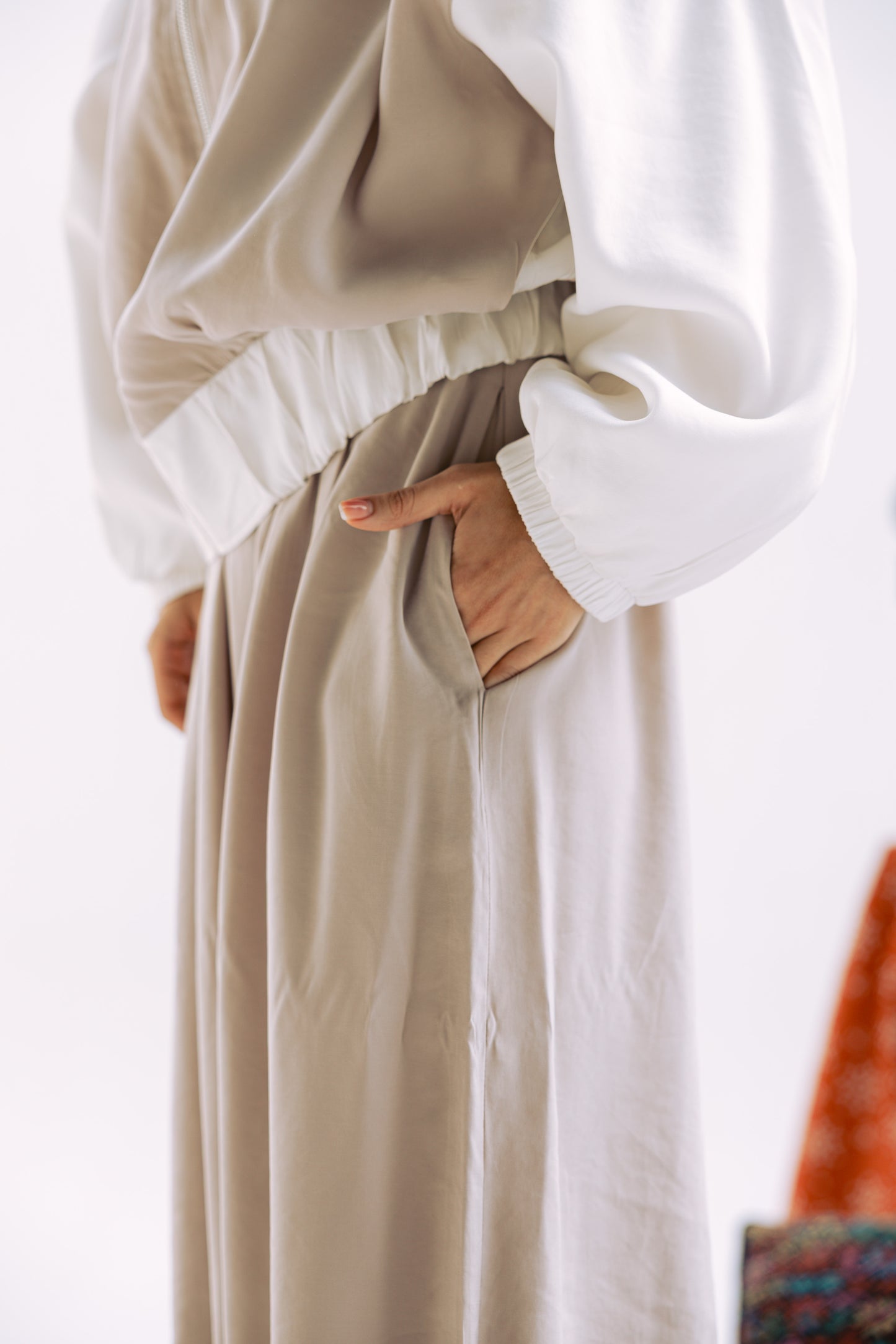 Ivory Edge Beige Pants