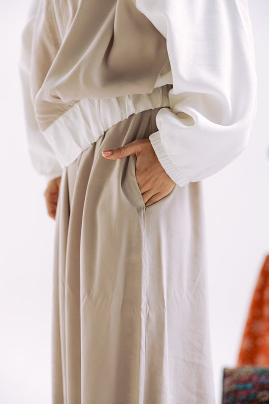 Ivory Edge Beige Pants